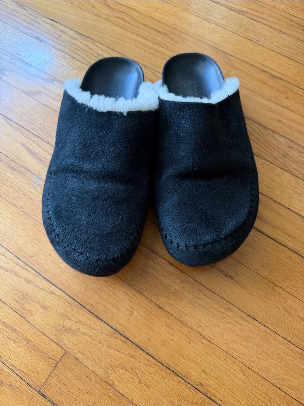 Jenni Kayne Shearling-Lined Black Suede Moc Clogs - Size EU 37 / US 7 - Picture 9 of 11